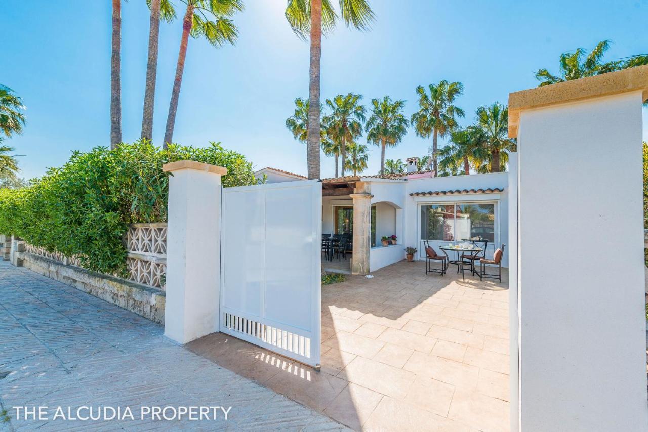 Villa Claudine Port de Alcudia  Exteriör bild